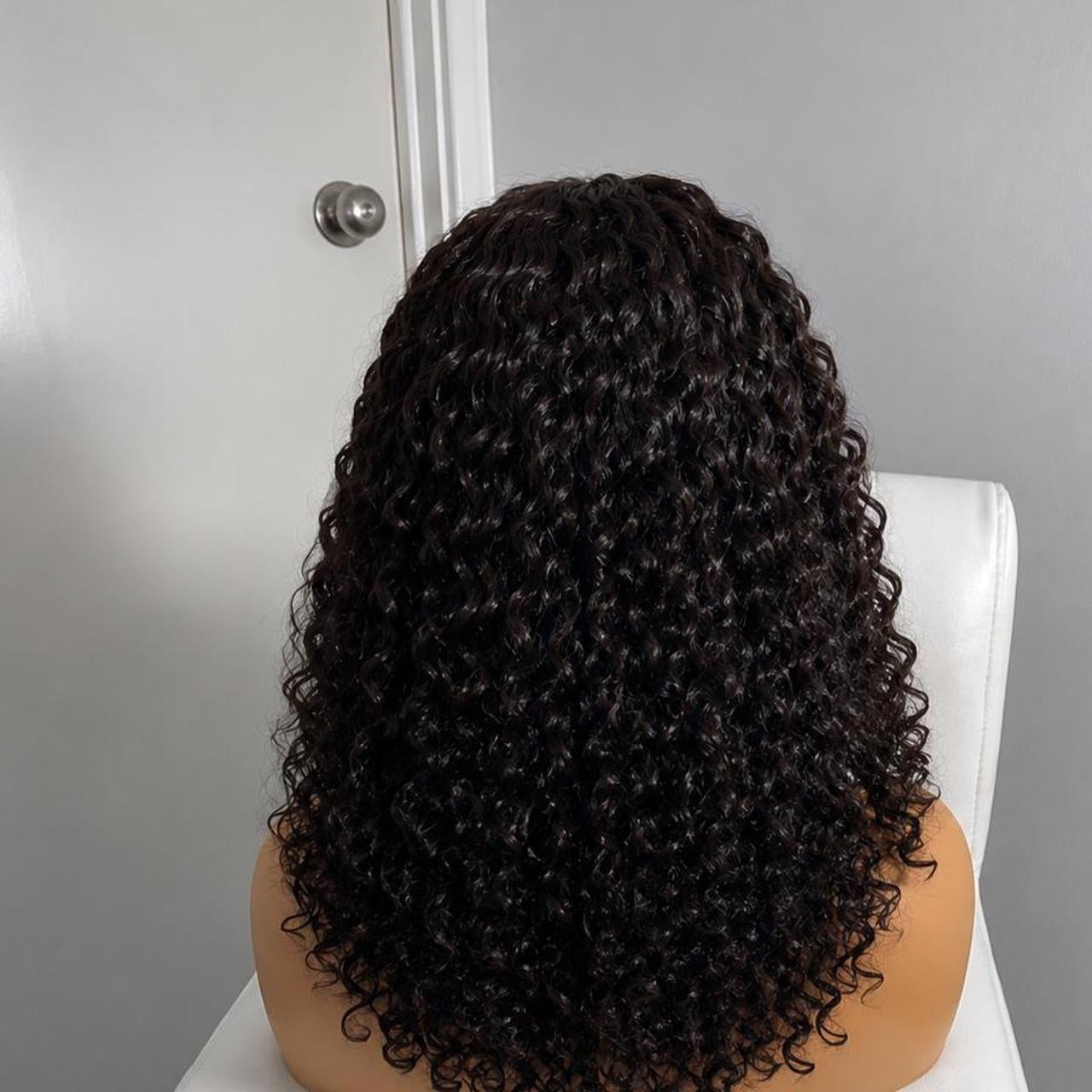 Bahamas – 16” Deepwave Wig