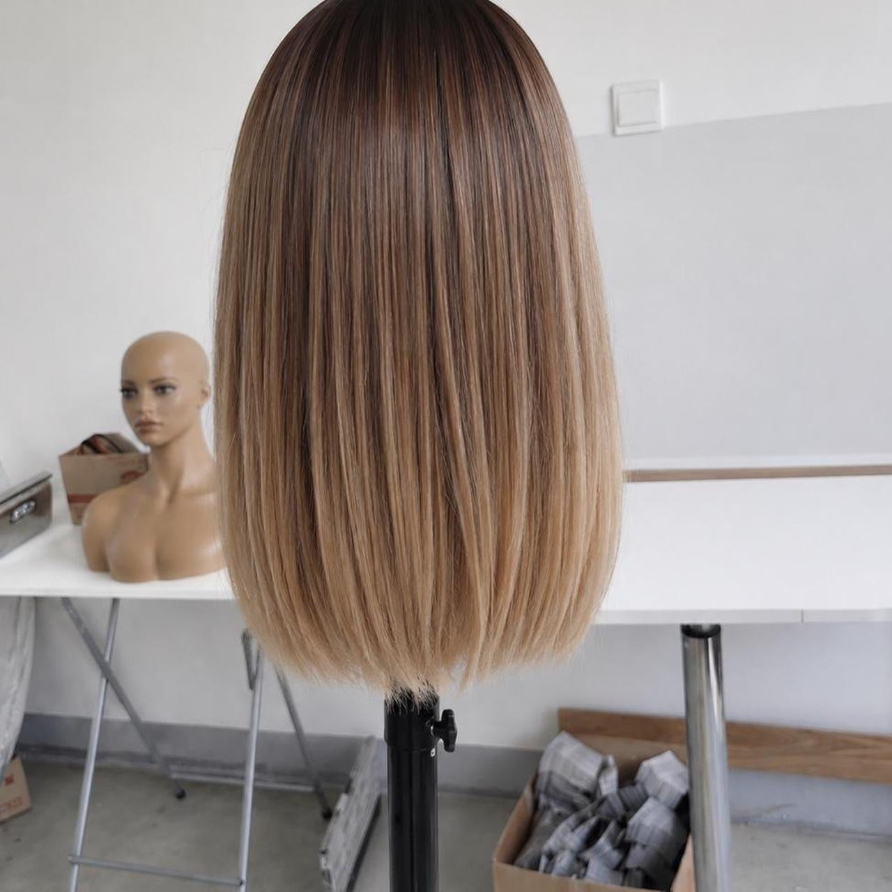 Anne – 14” Ombré Wig