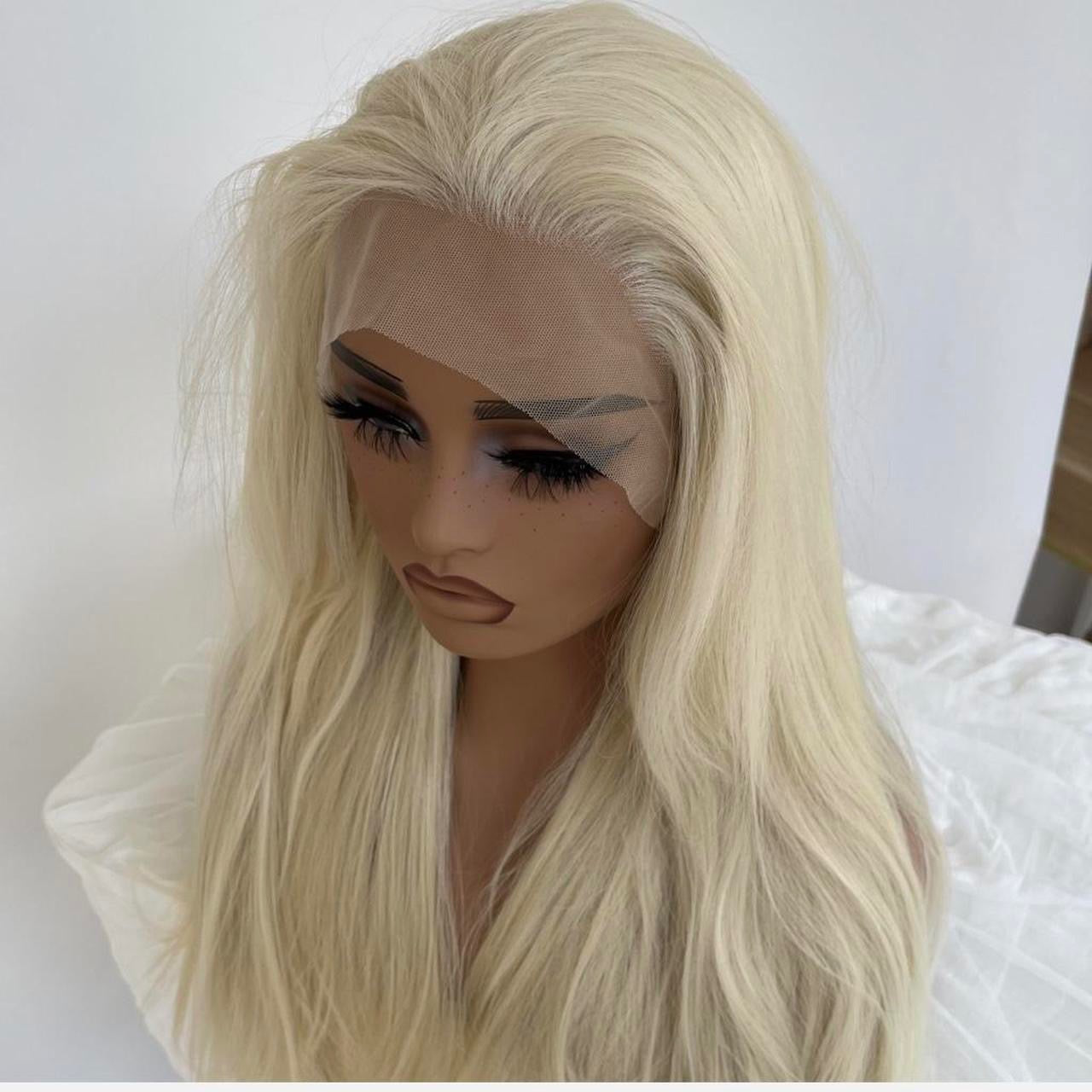 Britney – 26” Golden Blonde Wig