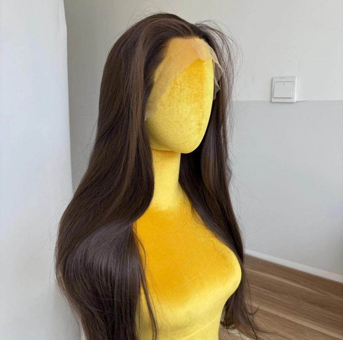 Victoria - 24” Brown Wig
