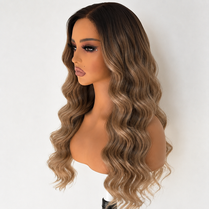 Tyra – 32" Curly Ombre Wig